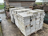Pallet kalkzandsteen / opsluitbanden (6x) - afbeelding 2 van  4