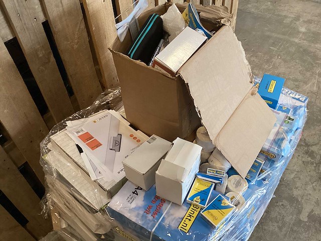 Pallet kantoor artikelen - afbeelding 3 van  5