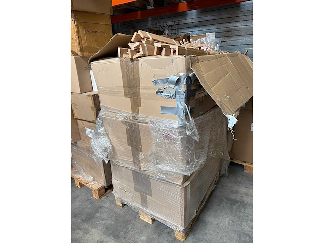 Pallet kapstokken - afbeelding 1 van  5