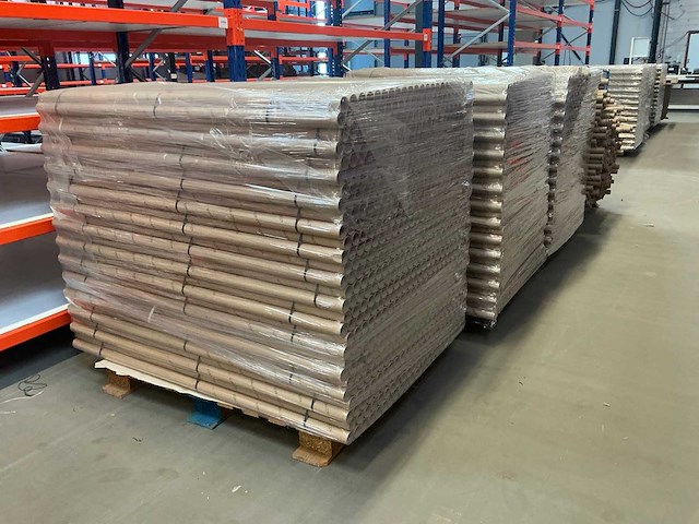 Pallet kartonnen kokers (3x) - afbeelding 1 van  8