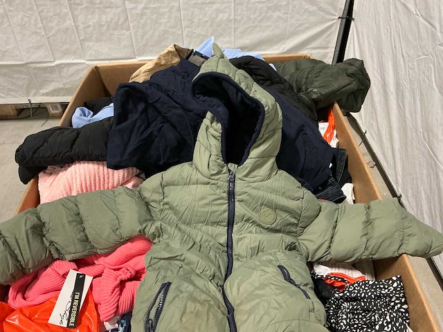 Pallet kleding o.a jack&jones, regatta en gant - afbeelding 9 van  10