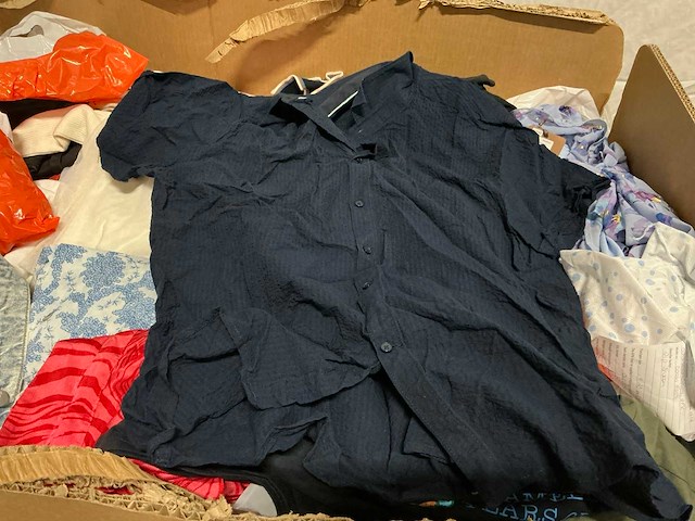 Pallet kleding o.a jack&jones, tommy hilfiger en raging bull - afbeelding 9 van  11