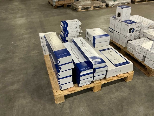 Pallet kludi doucheaccesoires - afbeelding 1 van  8