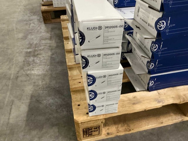 Pallet kludi doucheaccesoires - afbeelding 8 van  8