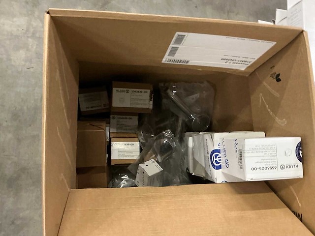 Pallet kludi sanitairaccesoires - afbeelding 5 van  9