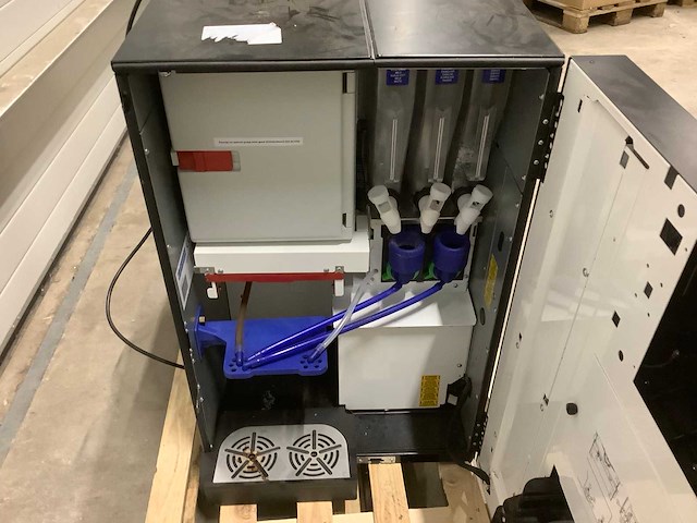 Pallet koffiemachines - 2 items - afbeelding 7 van  8
