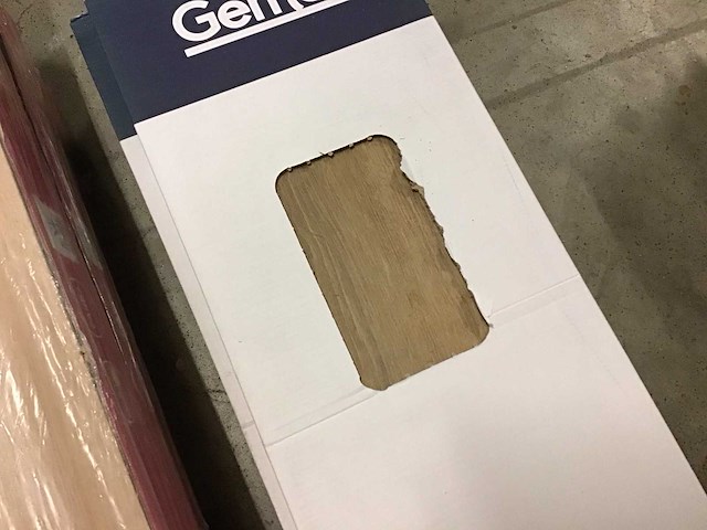 Pallet laminaat en pvc vloer - afbeelding 3 van  8