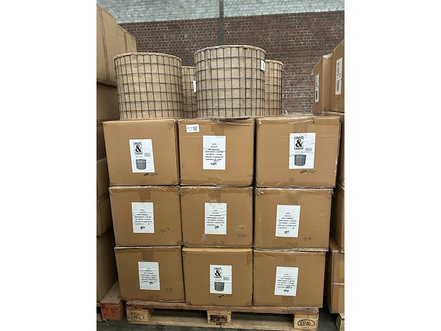 Pallet lampenkappen (22x) crate & cargo - afbeelding 1 van  5