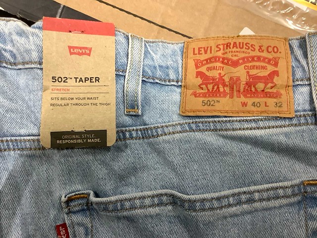 Pallet levi’s-spijkerbroeken (35x) - afbeelding 7 van  9