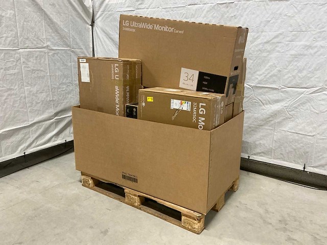Pallet lg pc schermen / monitors (9x) - afbeelding 1 van  6