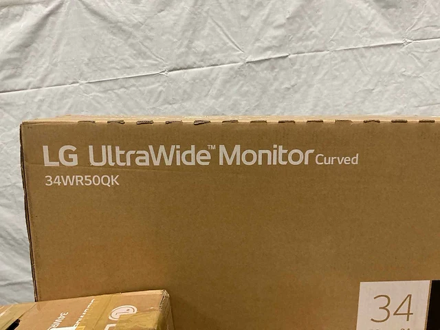 Pallet lg pc schermen / monitors (9x) - afbeelding 3 van  6