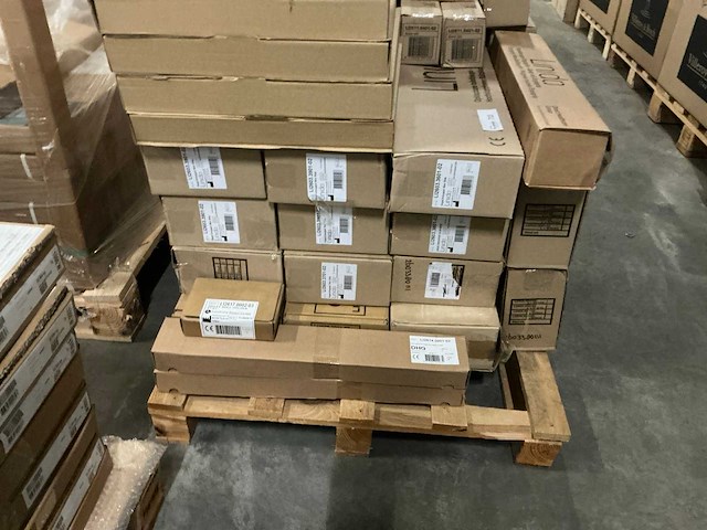 Pallet linido sanitairaccesoires - afbeelding 8 van  8