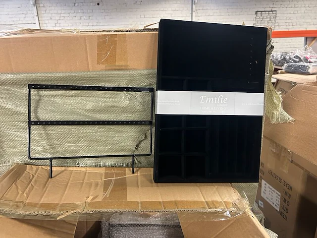 Pallet luxe sieradenboxen, -opbergers, -displays - afbeelding 2 van  5