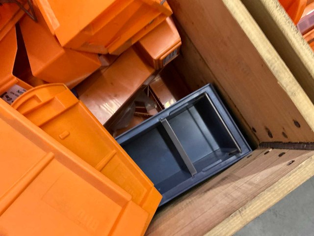 Pallet magazijnbakken (4x) - afbeelding 5 van  7