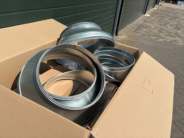 Pallet magazijnopruiming luchtbehandelingsmateriaal - afbeelding 2 van  5