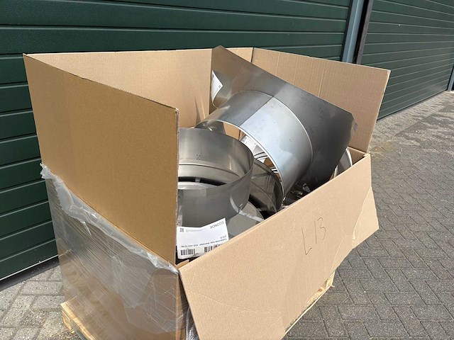 Pallet magazijnopruiming luchtbehandelingsmateriaal - afbeelding 2 van  3