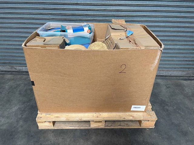 Pallet magazijnopruiming - afbeelding 1 van  4