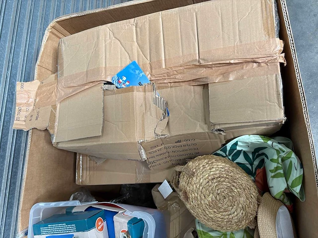 Pallet magazijnopruiming - afbeelding 4 van  4