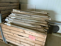 Pallet met 100cm piketten (3x) - afbeelding 2 van  8