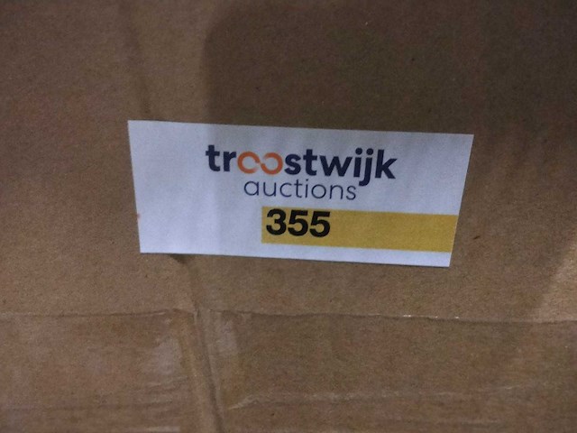 Pallet met 32 olieverf- en canvas schilderijen - afbeelding 6 van  6