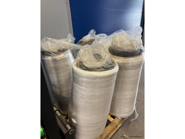 Pallet met 4 hybrid matrassen! - afbeelding 2 van  5