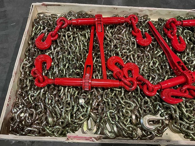 Pallet met 5x ratelspanner en 10x transportketting (4,17 ton) - afbeelding 2 van  2