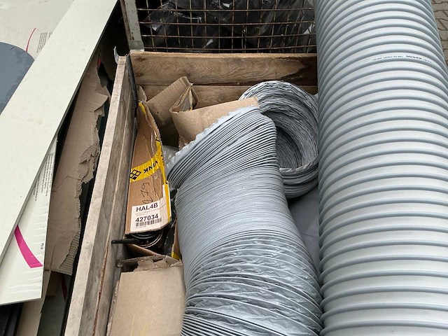 Pallet met airflex flexibele buis - afbeelding 3 van  3