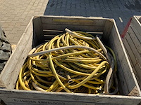 Pallet met beregening slangen - afbeelding 3 van  8