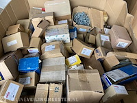 Pallet met bevestigingsmateriaal - afbeelding 6 van  6