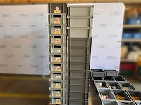 Pallet met bordstickers - veiligheid en markering