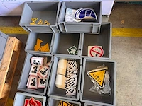 Pallet met bordstickers - veiligheid en markering - afbeelding 12 van  27