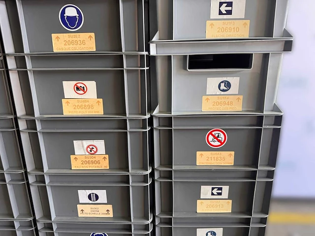 Pallet met bordstickers - veiligheid en markering - afbeelding 26 van  30