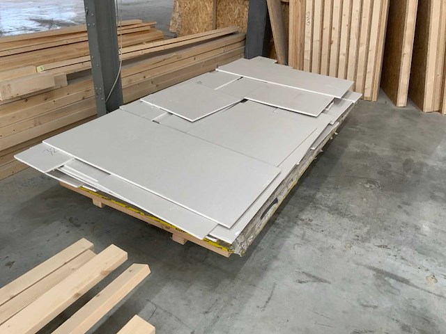 Pallet met bouwmaterialen (4x) - afbeelding 5 van  7