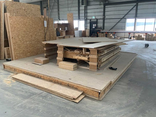 Pallet met bouwmaterialen (4x) - afbeelding 7 van  7