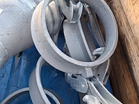 Pallet met buismateriaal - afbeelding 4 van  9