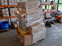 Pallet met ca. 15x diverse home & living meubelen - afbeelding 2 van  3