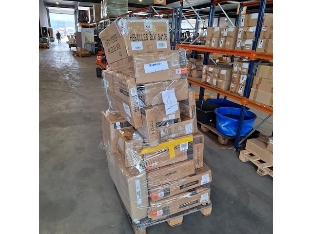 Pallet met ca. 15x diverse home & living meubelen - afbeelding 3 van  3