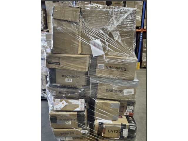 Pallet met ca. 17x diverse home & living meubelen & opbergartikelen - afbeelding 5 van  7