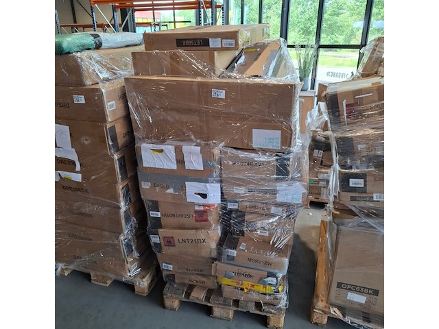 Pallet met ca. 17x diverse home & living meubelen & opbergartikelen - afbeelding 7 van  7