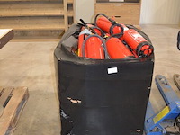 Pallet met ca. 20 brandblussers - afbeelding 1 van  5
