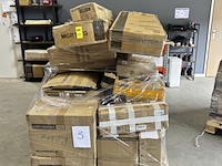 Pallet met ca. 33x kledingrekken & kapstokken – praktisch en modern assortiment - afbeelding 3 van  7