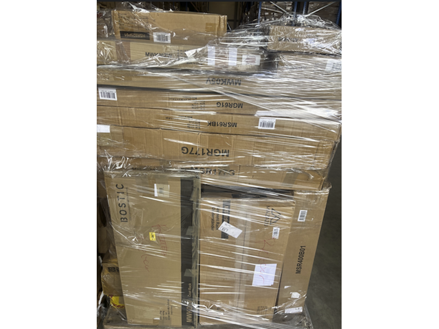Pallet met ca. 47x kledingrekken & kapstokken – diverse moderne modellen - afbeelding 6 van  6