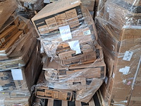 Pallet met ca. 9x diverse tafels – salontafels, bijzettafels & haltafels - afbeelding 1 van  2
