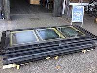 Pallet met deuren - afbeelding 1 van  5