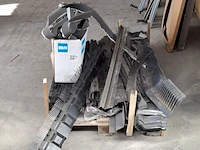Pallet met divers dakmateriaal o.a. ubbink - afbeelding 4 van  10