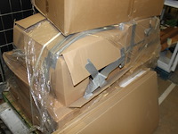 Pallet met diverse dozen met inhoud incl lang delen - afbeelding 11 van  11