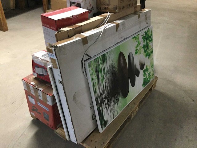 Pallet met diverse elektrische artikelen. - afbeelding 1 van  5