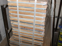 Pallet met diverse houten legborden - afbeelding 6 van  7