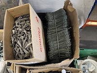 Pallet met diverse ijzerwaren - afbeelding 6 van  11