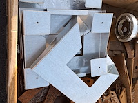 Pallet met diverse metaal/halffabricaten - afbeelding 2 van  5